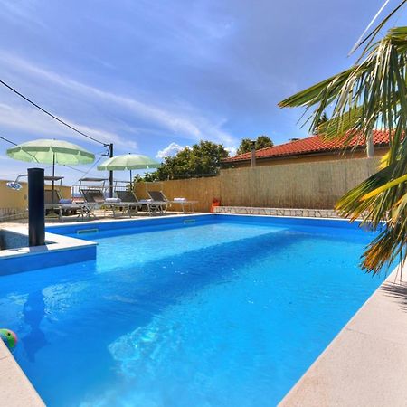 Villa Dalmare Нови Винодолски Екстериор снимка