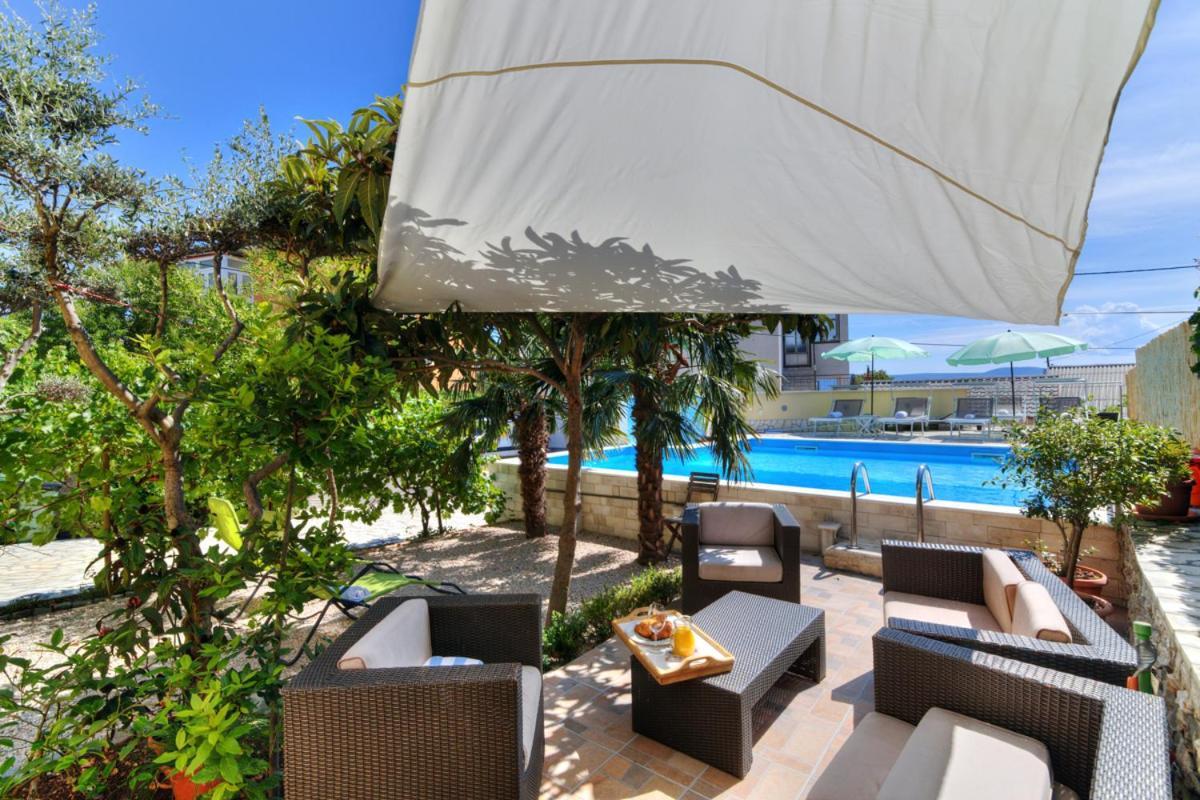 Villa Dalmare Нови Винодолски Екстериор снимка