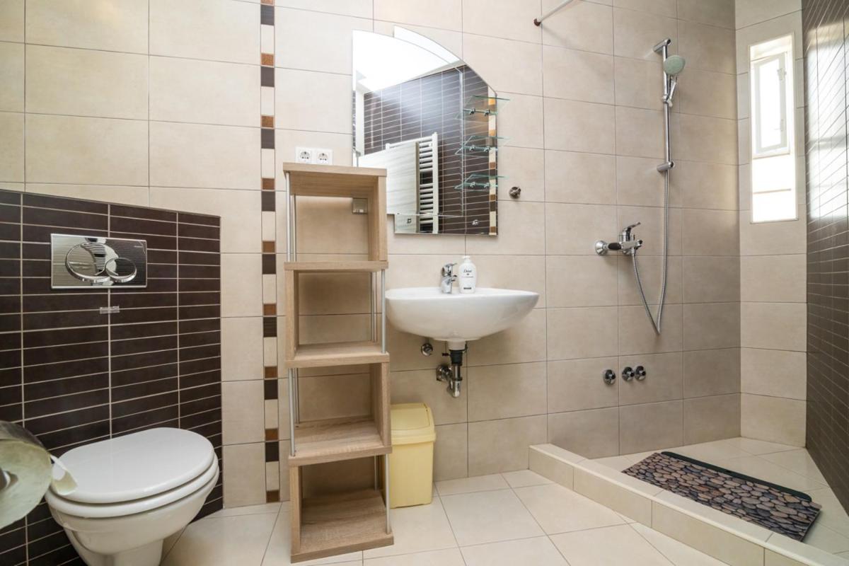 Villa Dalmare Нови Винодолски Екстериор снимка